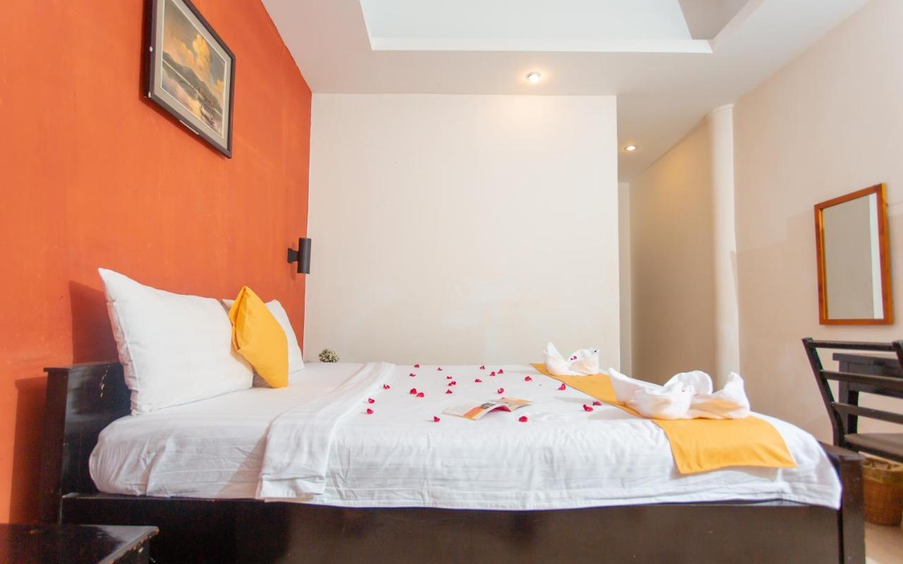 Best Central Point Hotel Phnom Penh Dış mekan fotoğraf
