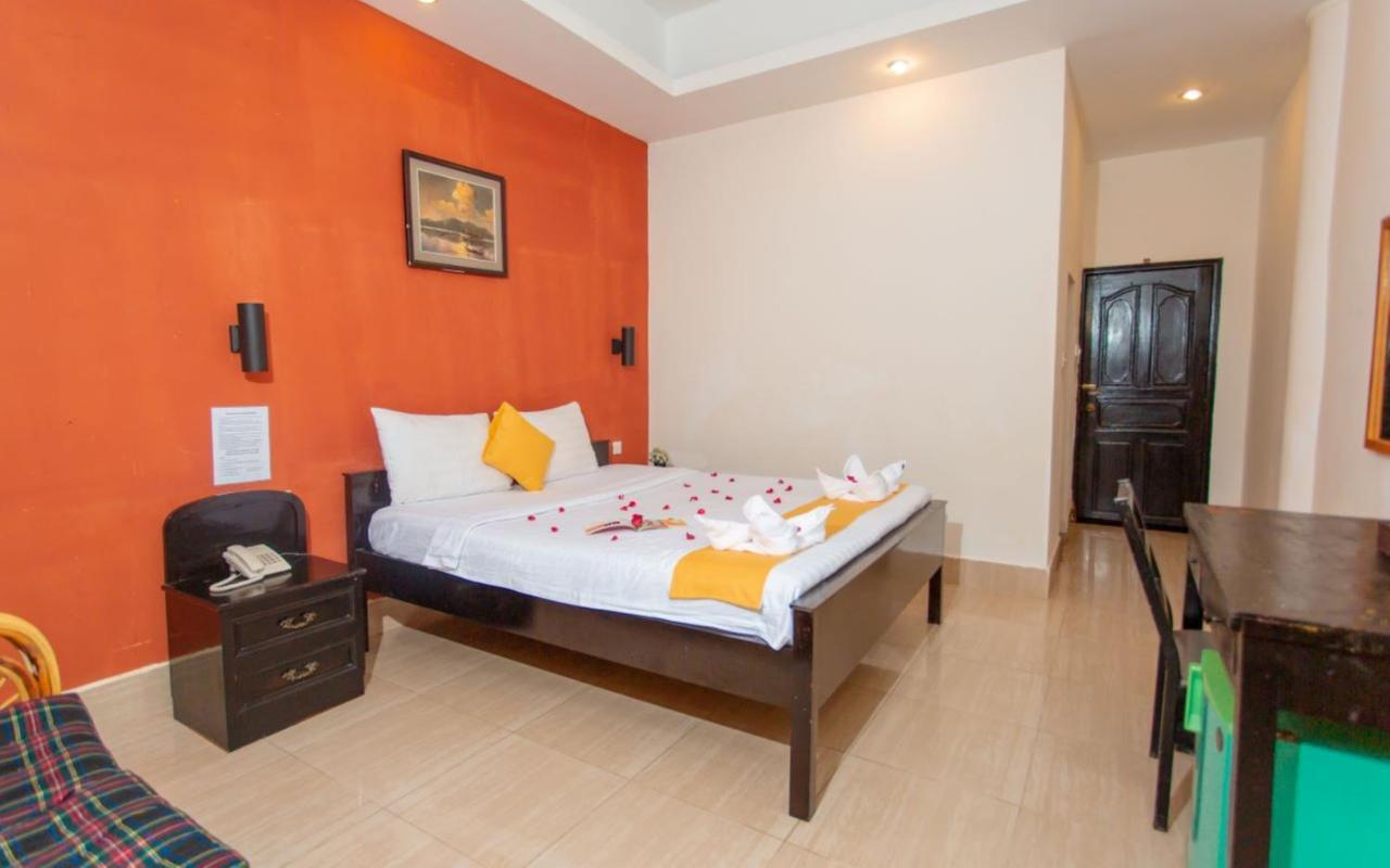 Best Central Point Hotel Phnom Penh Dış mekan fotoğraf