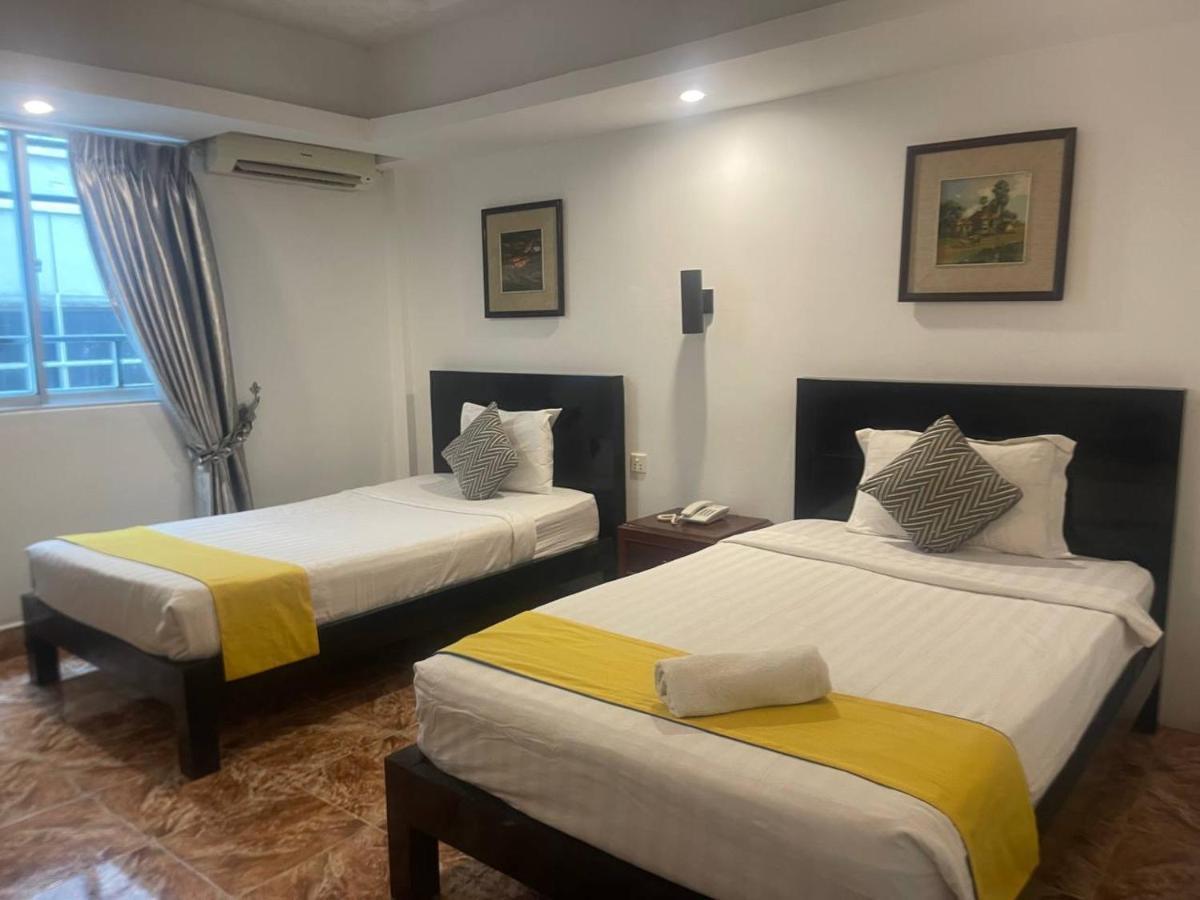 Best Central Point Hotel Phnom Penh Dış mekan fotoğraf